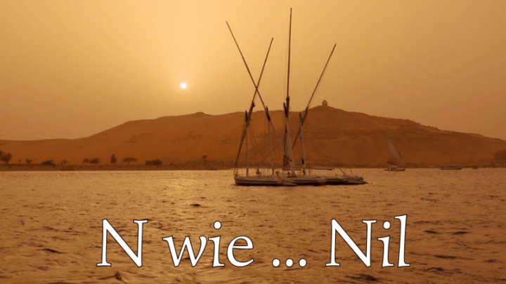 Fluss mit N - der Fluss Nil in Ägypten