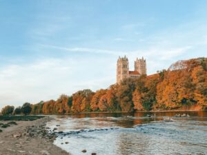 Deutscher Fluss mit I: Die Isar bei München