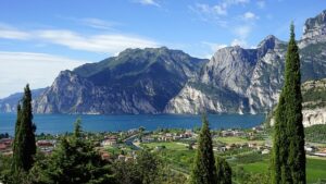 Ein Gewässer mit G: Der Gardasee in Italien