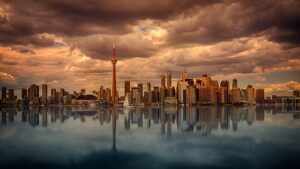 Ein Gewässer mit O: Der Ontariosee (Blick auf Toronto)